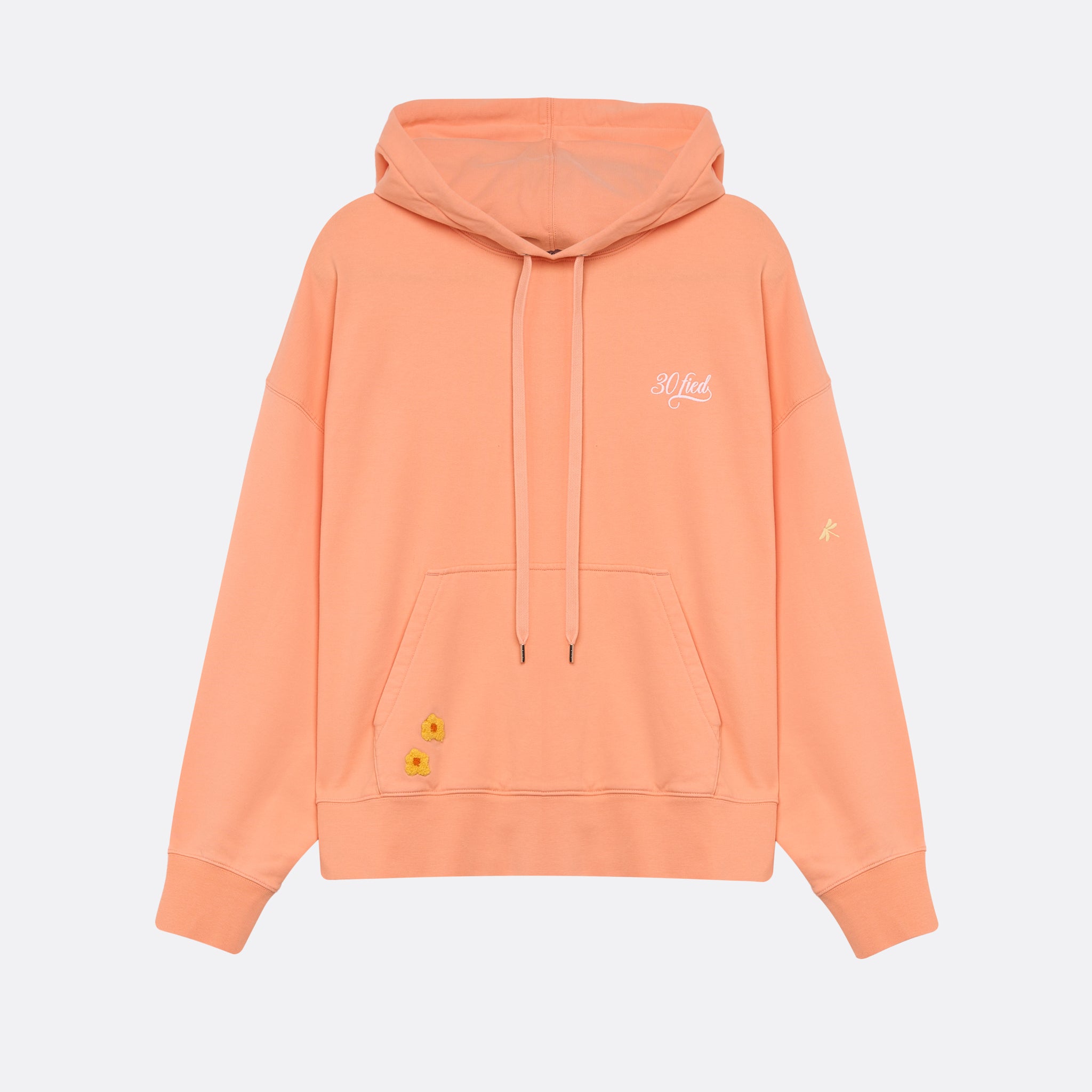 Sweatshirt unissexo com capuz da marca 30Fied, em tom coral. Modelo oversized de manga comprida, com capuz e cordões ajustáveis. Apresenta bordados e estampados diferenciadores que destacam o design.