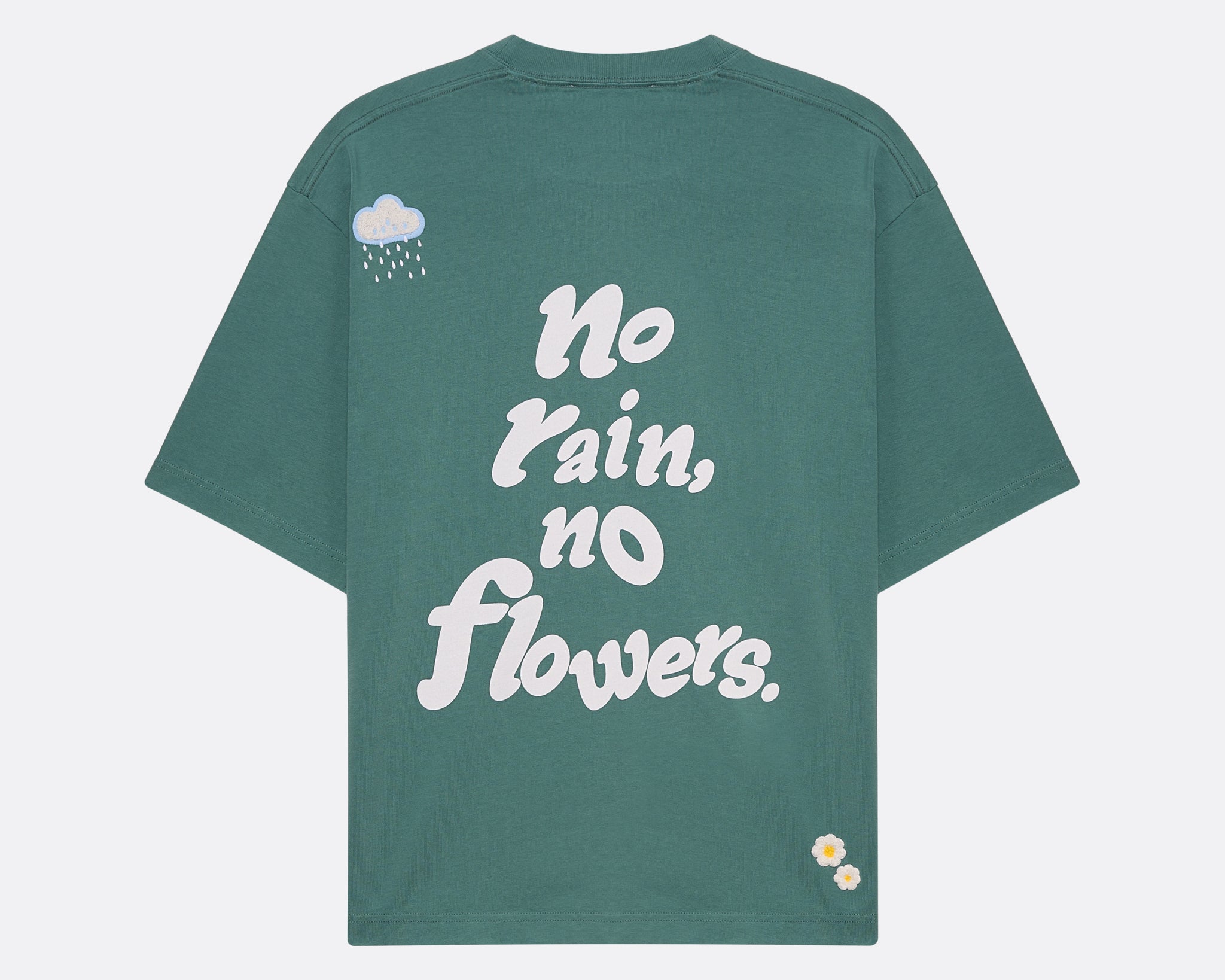 T-shirt unissexo da marca 30Fied, em tom verde. Modelo oversized de manga curta, com bordados e estampados diferenciadores. Confecionada em tecido macio, com acabamento de alta qualidade.
