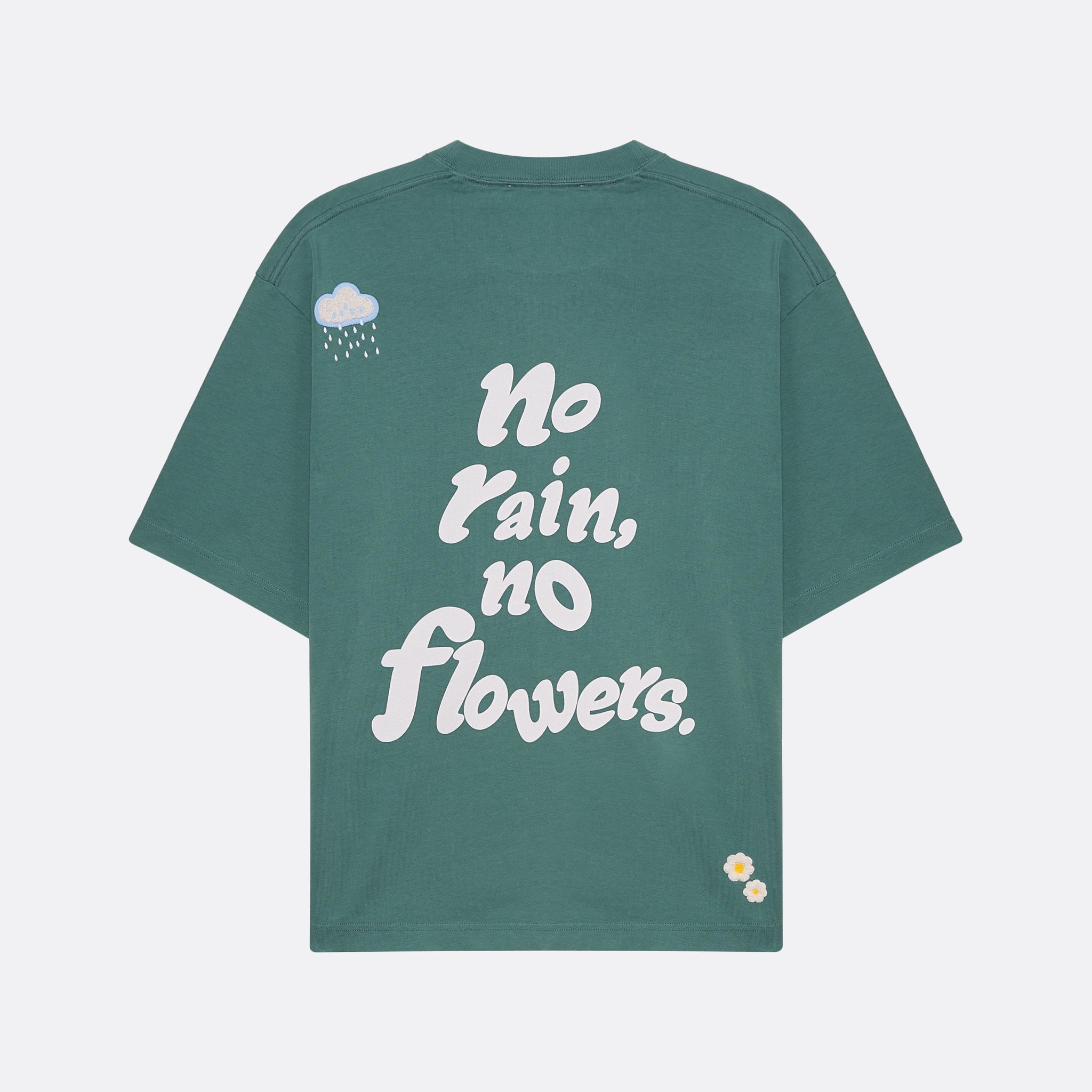 T-shirt unissexo da marca 30Fied, em tom verde. Modelo oversized de manga curta, com bordados e estampados diferenciadores. Confecionada em tecido macio, com acabamento de alta qualidade.